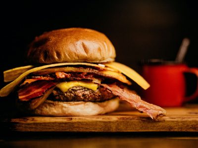 ham-and-bacon-burger-2983098